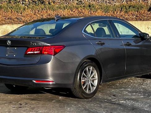 Used 2018 Acura TLX w/ Technology Package image 5