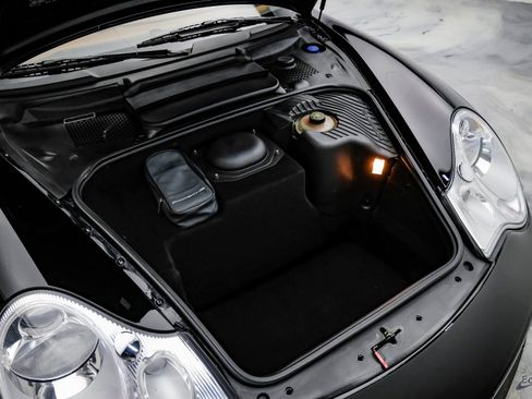 Used 2004 Porsche 911 GT3 RWD image 83