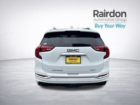 Used 2019 GMC Terrain Denali w/ GMC Pro Grade Package AWD/4WD image 4