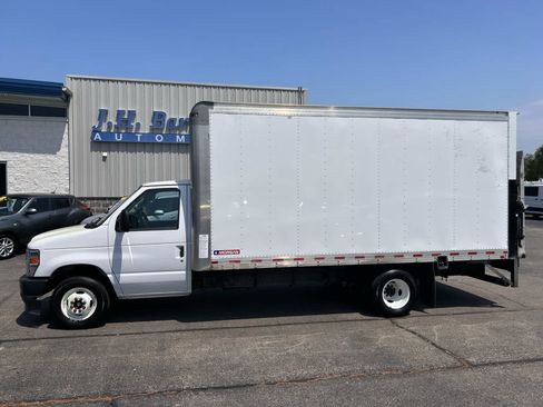 Used 2022 Ford E-350 and Econoline 350 Super Duty w/ Power Windows & Locks Group RWD image 6
