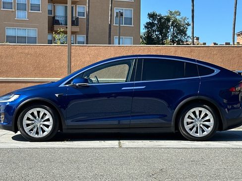 Used 2017 Tesla Model X 100D AWD/4WD image 7