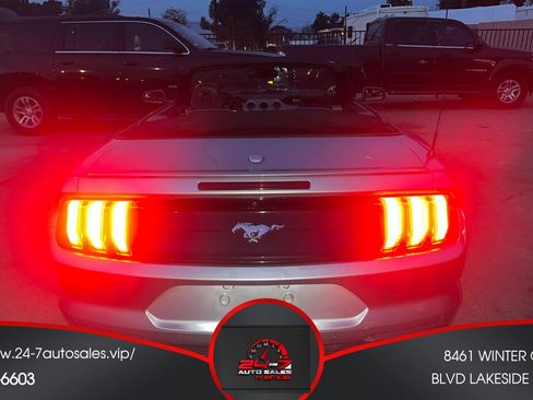 Used 2020 Ford Mustang Premium image 21