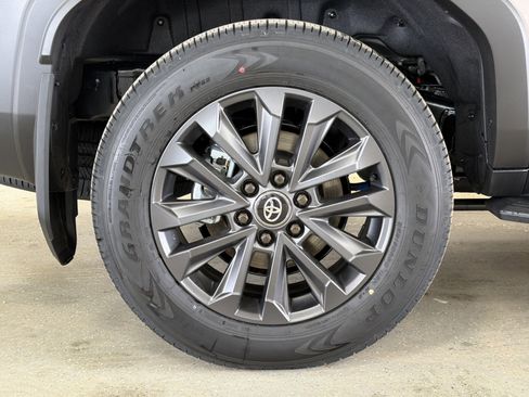 New 2026 Toyota Land Cruiser w/ Premium Package AWD/4WD image 48
