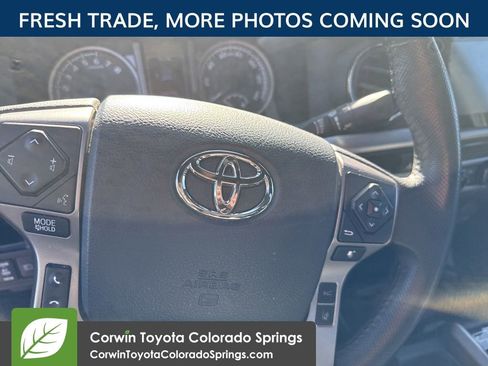 Used 2018 Toyota Tacoma Limited AWD/4WD image 10