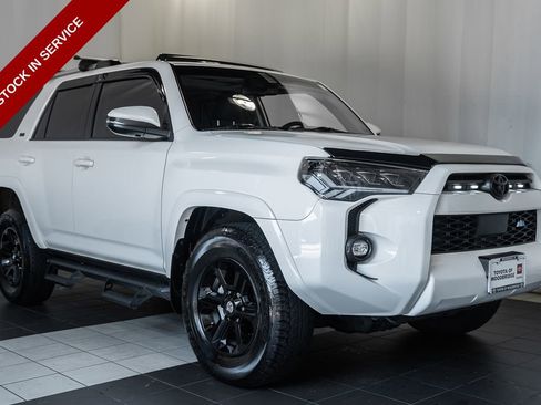 Used 2023 Toyota 4Runner SR5 Premium w/ Moonroof Package RWD image 1