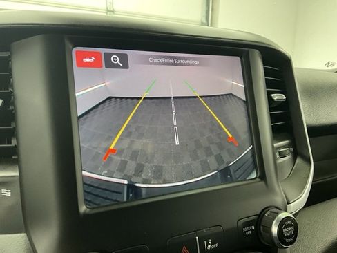 Used 2022 RAM 2500 Big Horn w/ Safety Group B image 5