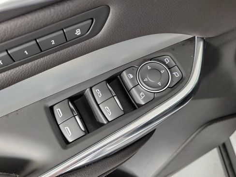 Used 2023 Cadillac XT4 Premium Luxury FWD image 19