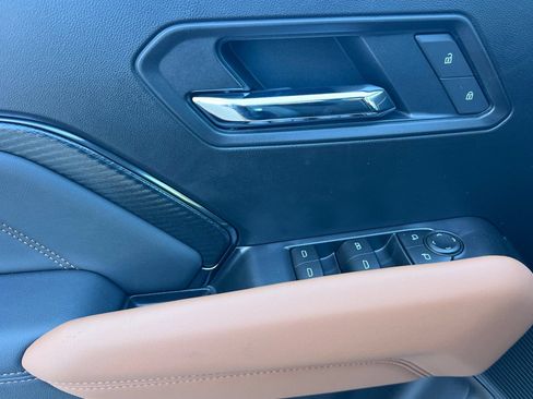 New 2026 GMC Canyon AT4 w/ Technology Plus Package AWD/4WD image 8