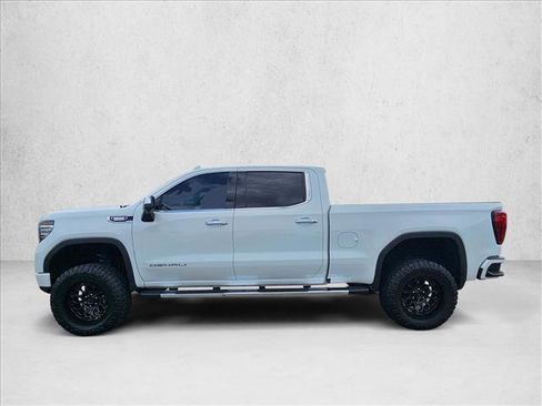 Used 2024 GMC Sierra 1500 Denali AWD/4WD image 8