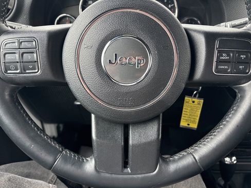 Used 2015 Jeep Wrangler Unlimited Sport w/ Quick Order Package 24S AWD/4WD image 14