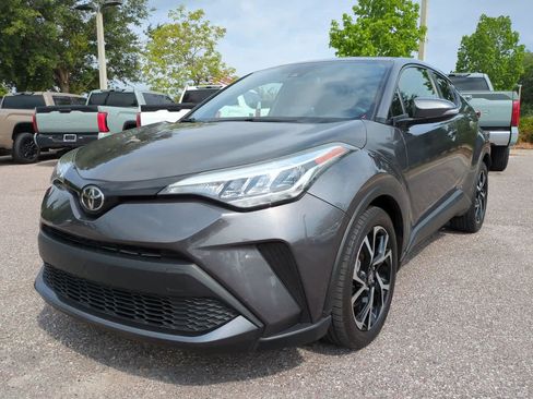 Certified 2020 Toyota C-HR XLE FWD image 2