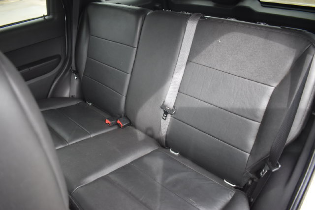 Used 2010 Ford Escape Limited AWD/4WD image 19