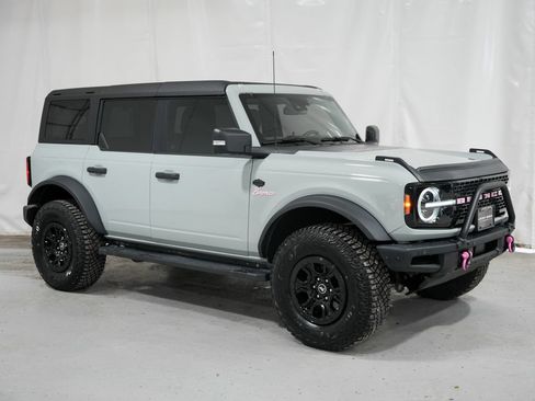 Used 2024 Ford Bronco Wildtrak AWD/4WD image 8