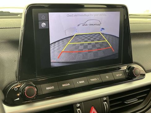 Certified 2024 Kia Forte LXS w/ LXS Technology Package FWD image 17