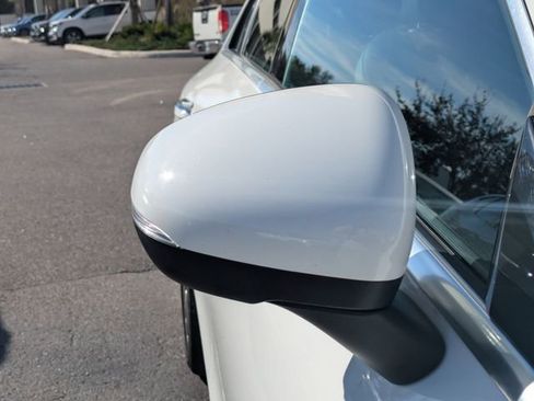 Used 2025 Mercedes-Benz CLA 250 4MATIC image 10