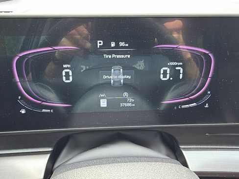 Used 2025 Kia Sportage EX w/ Premium Package FWD image 30
