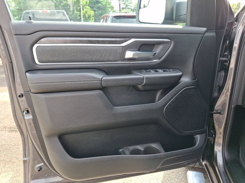 Used 2020 RAM 1500 Big Horn AWD/4WD image 14