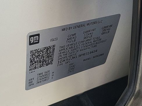 Used 2023 GMC Yukon XL Denali image 35