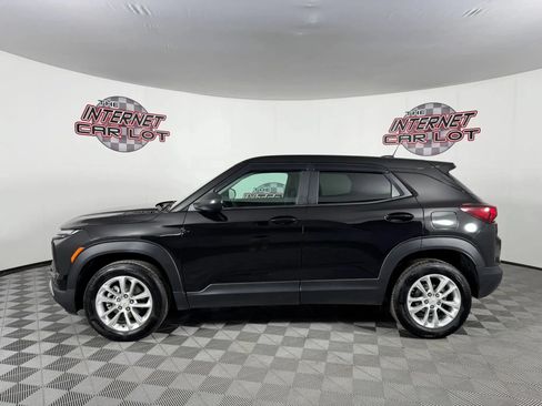 Used 2026 Chevrolet TrailBlazer LS w/ LS Convenience Package AWD/4WD image 4