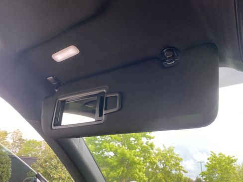 Used 2025 Audi SQ8 Premium Plus image 28