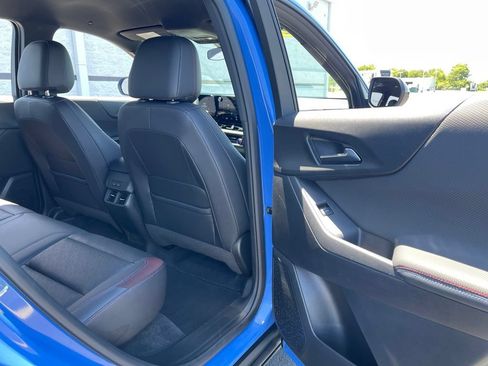 Used 2025 Chevrolet Equinox RS w/ Convenience Package III AWD/4WD image 35