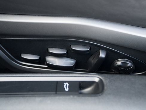 Certified 2020 Porsche 911 Carrera 4S image 20