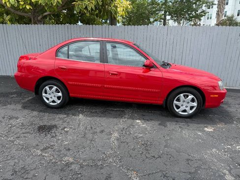 Used 2005 Hyundai Elantra GLS FWD image 2