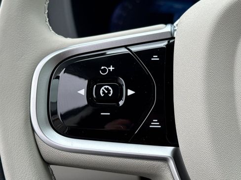 New 2026 Volvo XC60 T8 Ultra w/ Protection Package Premier AWD/4WD image 28