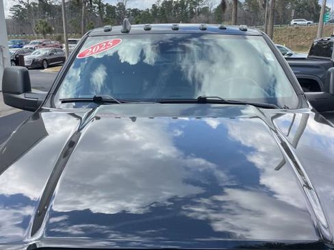 Used 2025 RAM 2500 Tradesman w/ Bed Convenience Group image 15