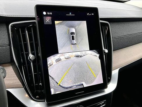 Certified 2026 Volvo XC90 B5 Plus w/ Protection Package image 14