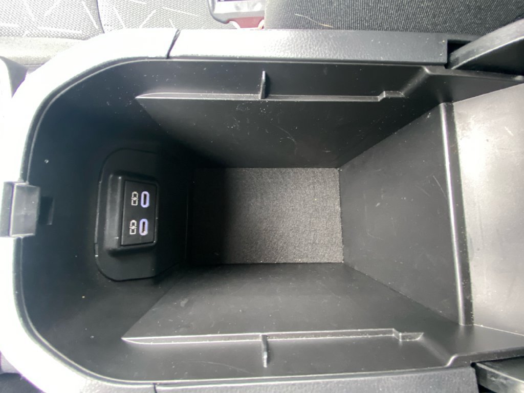 Used 2024 Toyota RAV4 XLE AWD/4WD image 24