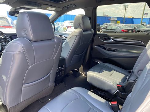 Used 2023 Buick Enclave Essence w/ Experience Buick Package AWD/4WD image 16