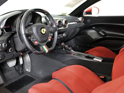 Used 2017 Ferrari F12tdf RWD image 2