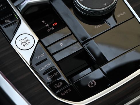 New 2026 BMW X5 xDrive40i w/ M Sport Package image 19