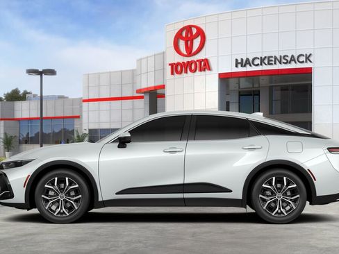 New 2026 Toyota Crown XLE image 4