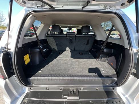 Used 2022 Toyota 4Runner Limited AWD/4WD image 26