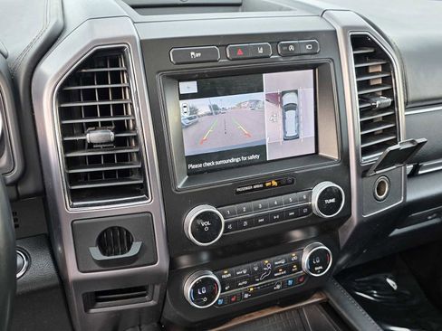 Used 2020 Ford Expedition Platinum image 9
