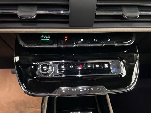 New 2026 Lincoln Corsair Reserve image 15