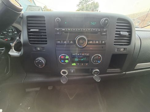 Used 2013 GMC Sierra 1500 SLE w/ Power Tech Package AWD/4WD image 12