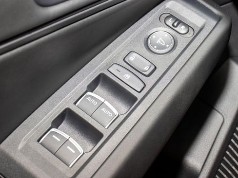 Certified 2025 Honda Accord SE image 27