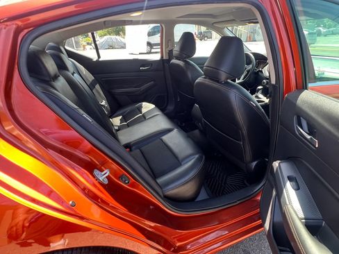 Used 2021 Nissan Altima 2.0 SR FWD image 31