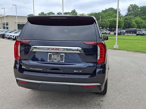 Used 2022 GMC Yukon XL SLT w/ SLT Premium Package AWD/4WD image 8
