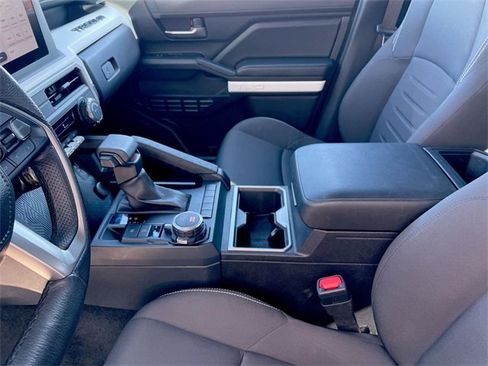 Used 2024 Toyota Tacoma TRD Sport image 20