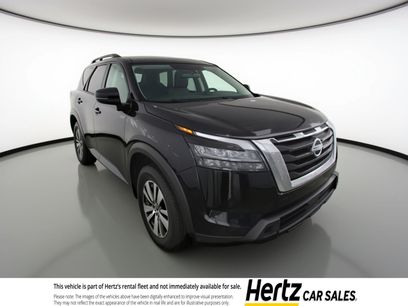 Used 2025 Nissan Pathfinder SV