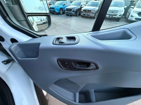 Used 2016 Ford Transit 150 XLT image 27