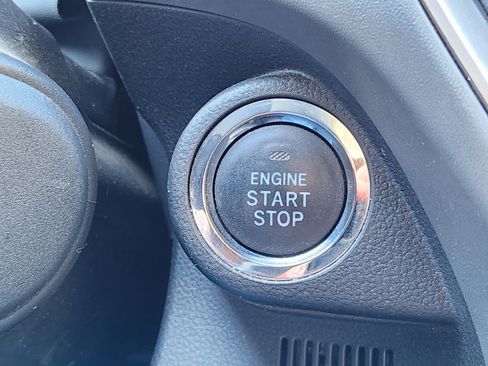 Used 2024 Subaru Crosstrek 2.0i Premium image 27