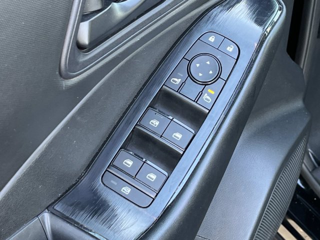 Used 2024 Nissan Rogue S AWD/4WD image 26