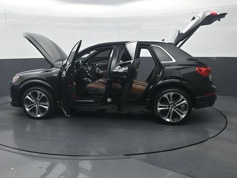 Used 2021 Audi Q3 2.0T Premium Plus AWD/4WD image 37