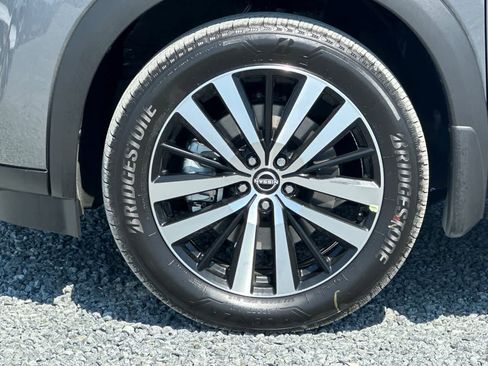 New 2025 Nissan Pathfinder Platinum w/ Cargo Package image 35