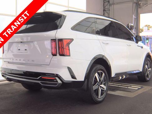Used 2022 Kia Sorento SX AWD/4WD image 4